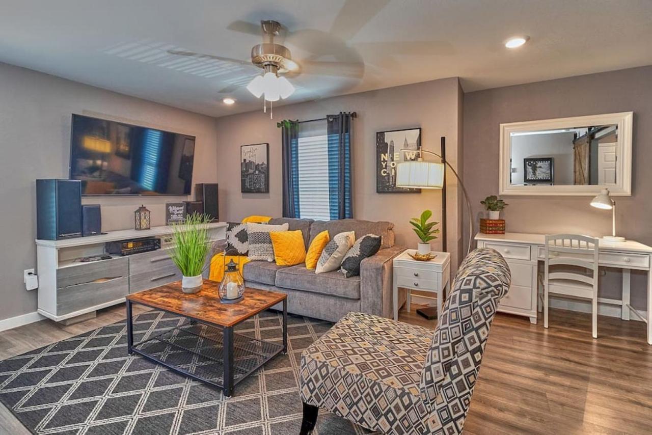 Cozy Haven Attached To Million Home - South Tampa Exterior foto