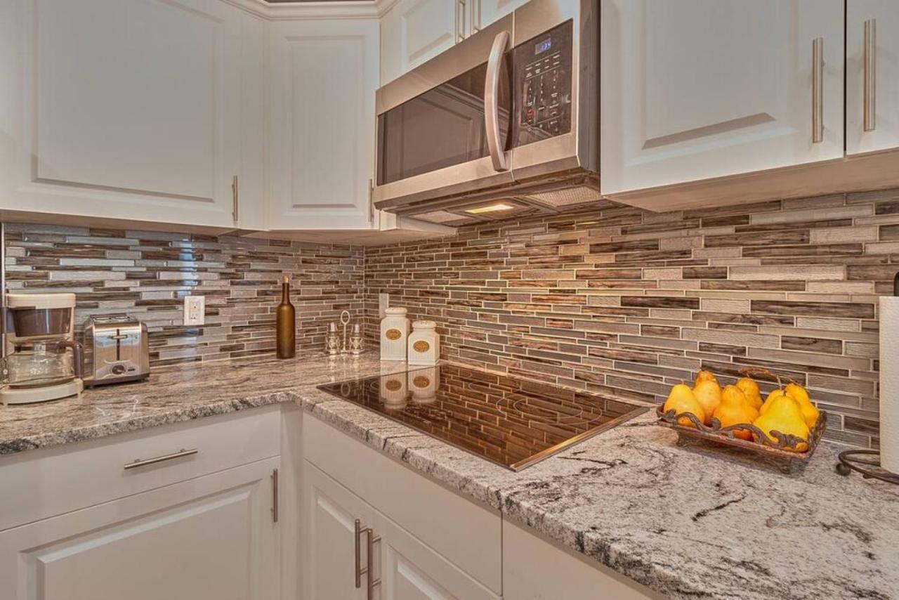 Cozy Haven Attached To Million Home - South Tampa Exterior foto